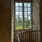 Semesterbostad Chateau Tour Du Xiii Siecle Gazaupouy
