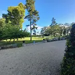 Chateau Tour Du Xiii Siecle Semesterbostad Gazaupouy