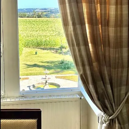 度假居 Chateau Tour Du Xiii Siecle *