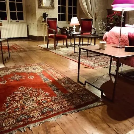 Chateau Tour Du Xiii Siecle