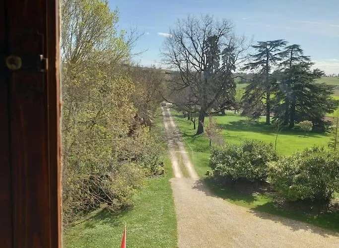 Château Tour Du Xiii Siècle * Gazaupouy